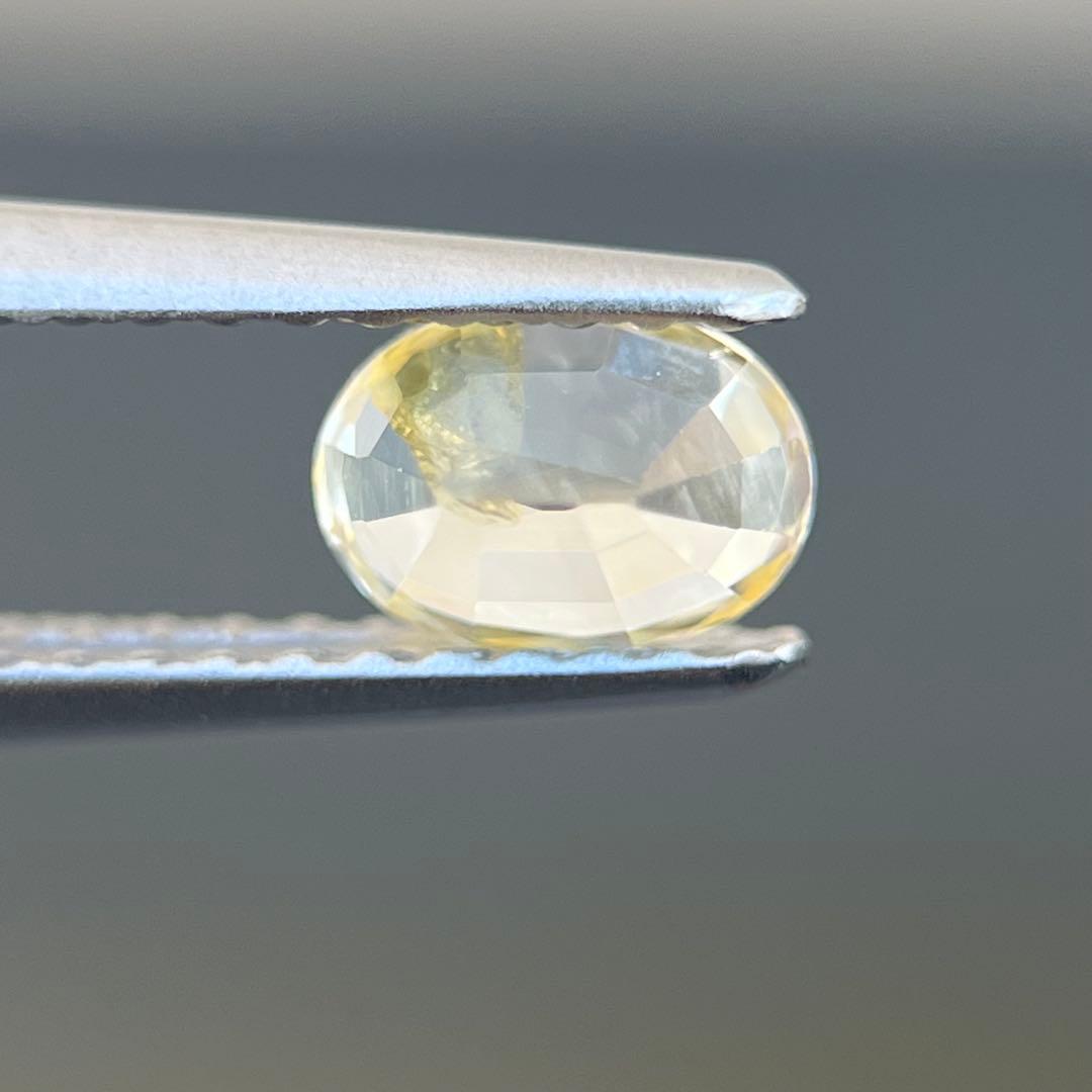 スリランカ産非加熱天然イエローサファイアルース