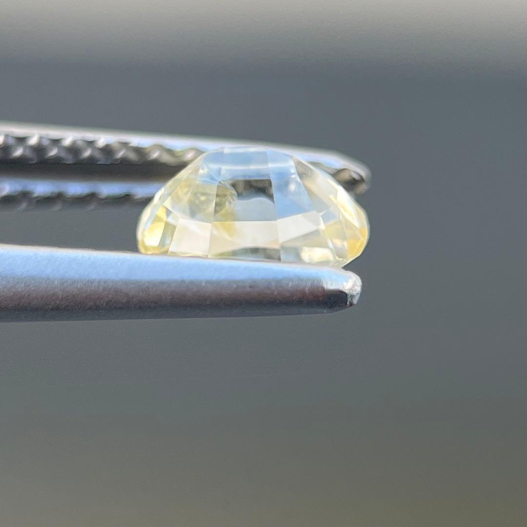 スリランカ産非加熱天然イエローサファイアルース