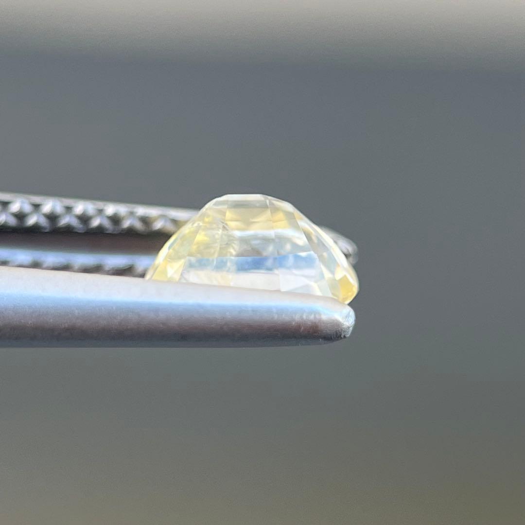 スリランカ産非加熱天然イエローサファイアルース