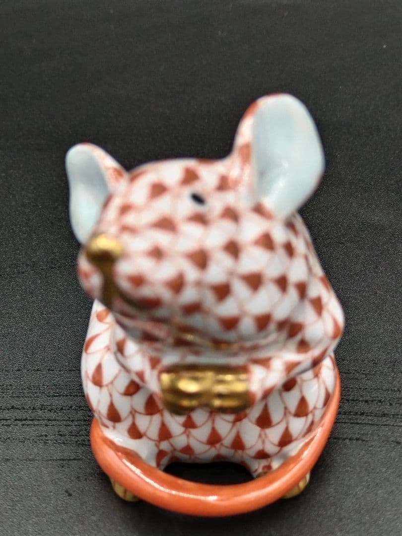 HEREND 干支シリーズ 「子(ね)」金彩仕上げ置物　フィギュリン磁器