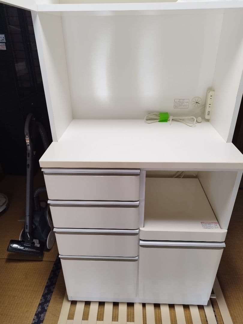 ニトリ キッチンボード 食器棚 レンジ台 一カ所天板ササクレあり！