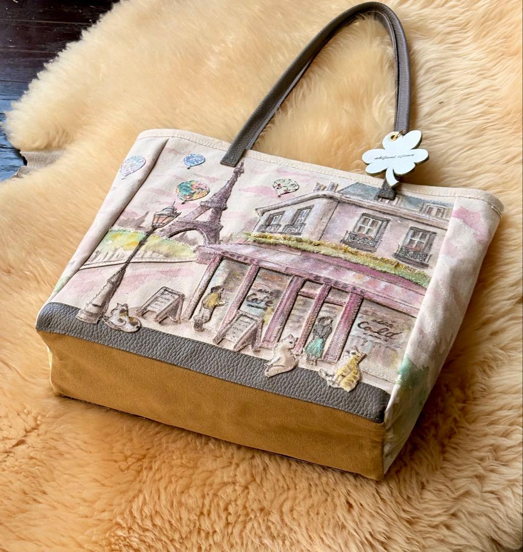 (手づくり) \"ピンクの夕暮れ、エッフェル塔の見えるカフェ\"トートバッグレザー