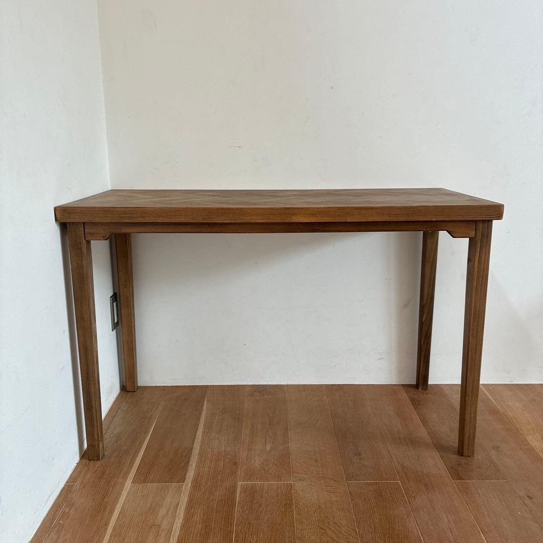 【 期間限定値下げ！】木製ヘリンボーンデザインテーブル