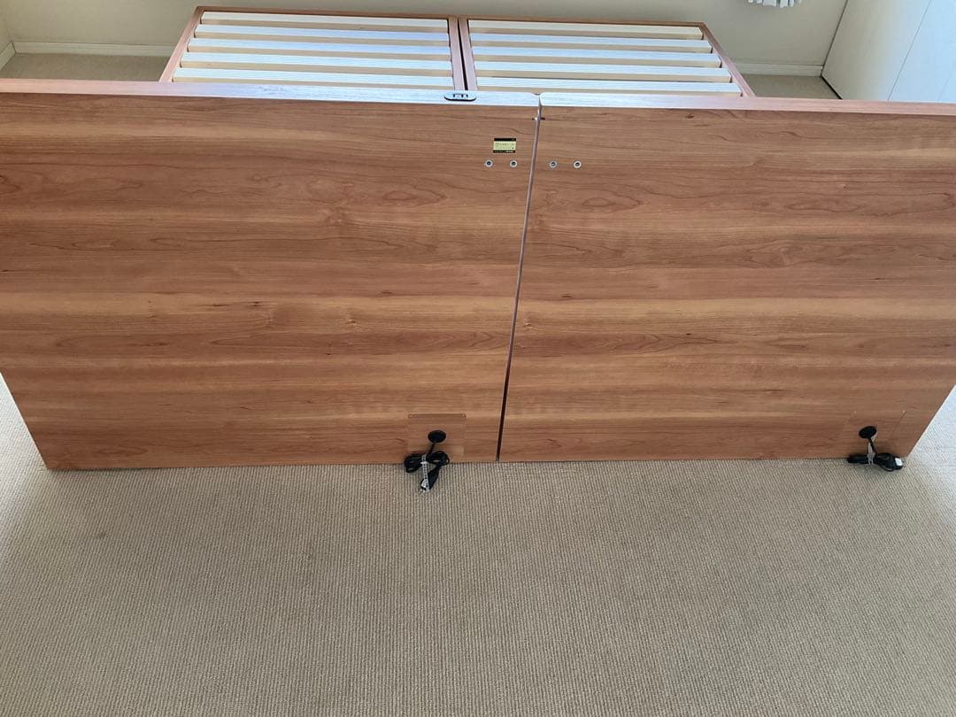 木製シングルベッドフレームヘッドボード付き 2台