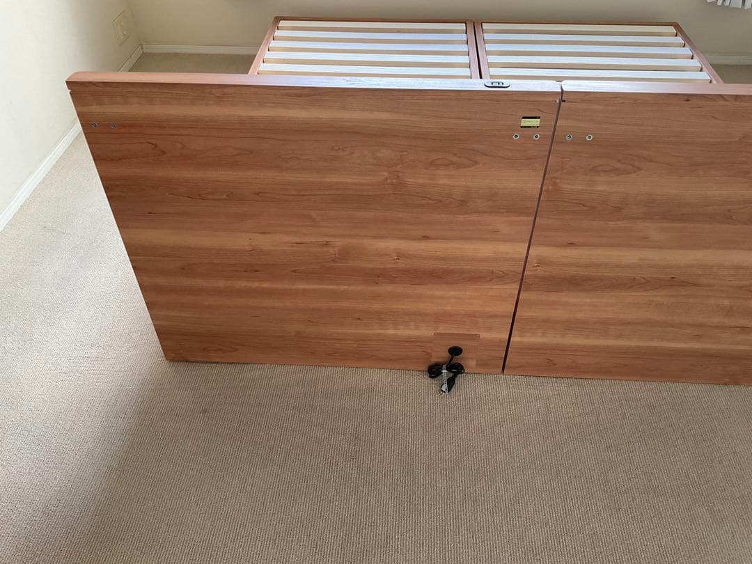 木製シングルベッドフレームヘッドボード付き 2台