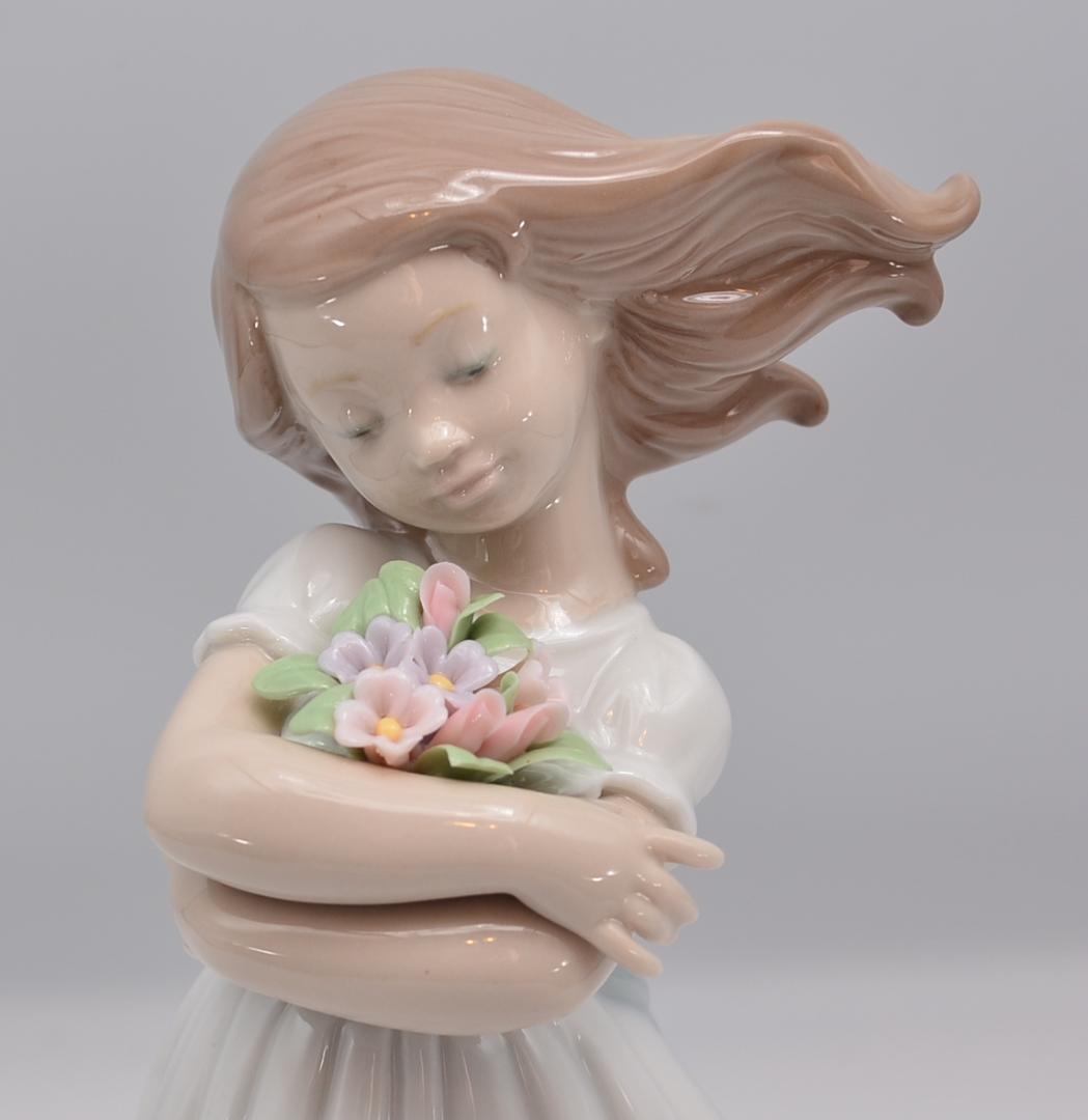 さわやかな風　＃8248　★リヤドロ　スペイン　ポーセリン　光沢仕上げ　絶版