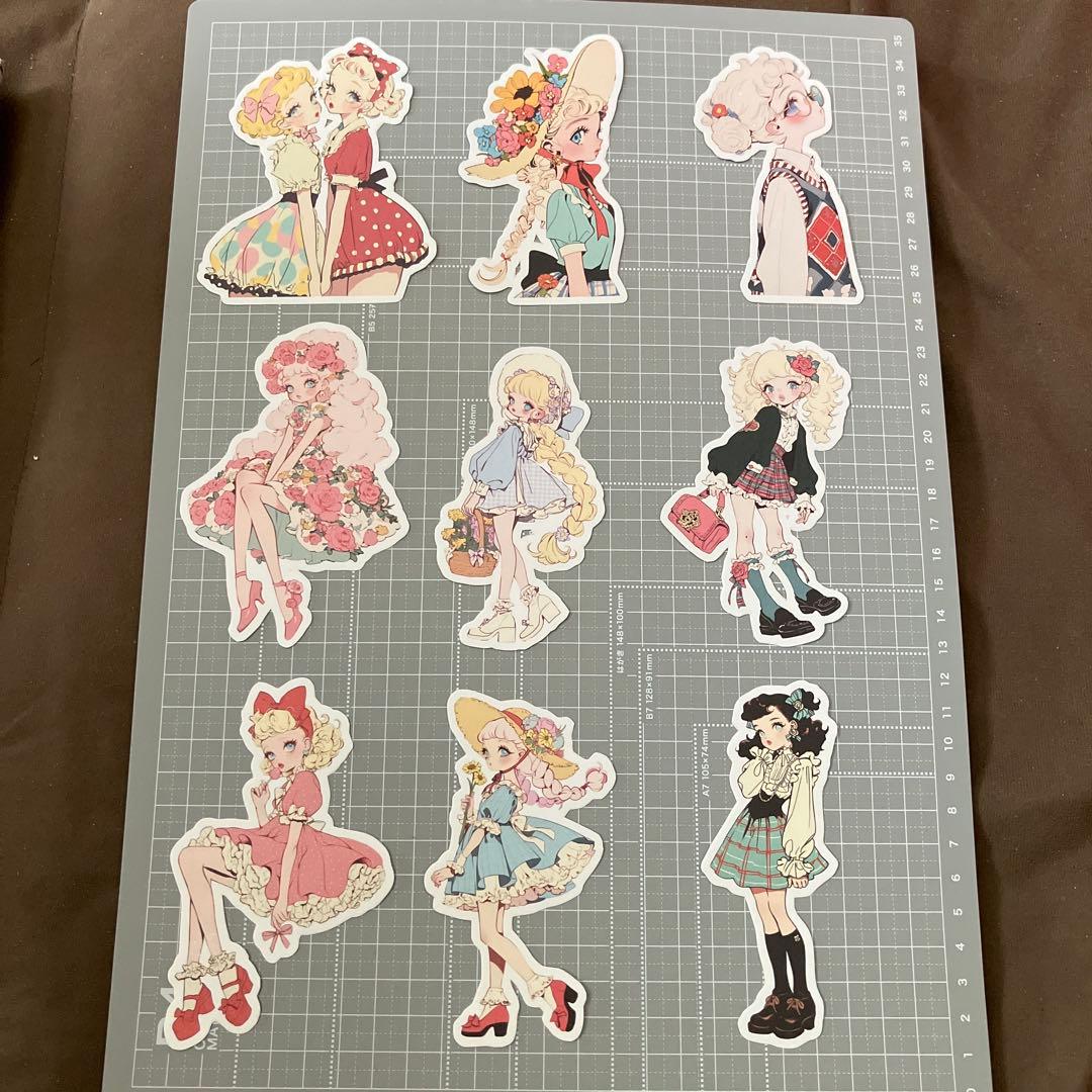 《カット済み》rio_ykr様★レトロな女の子②　コラージュ素材