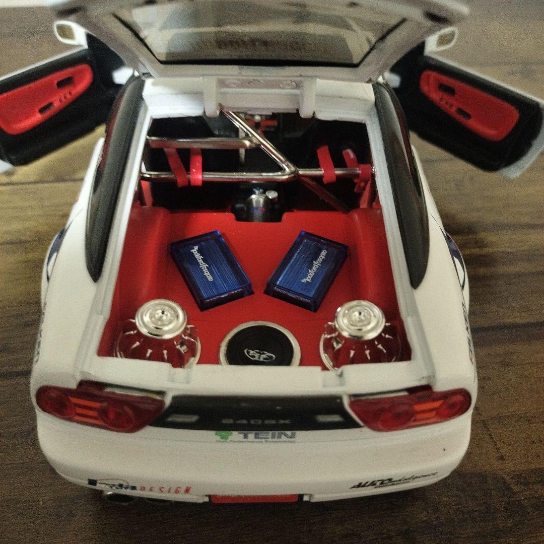 ミニカー Jada NISSAN 240SX 1/18