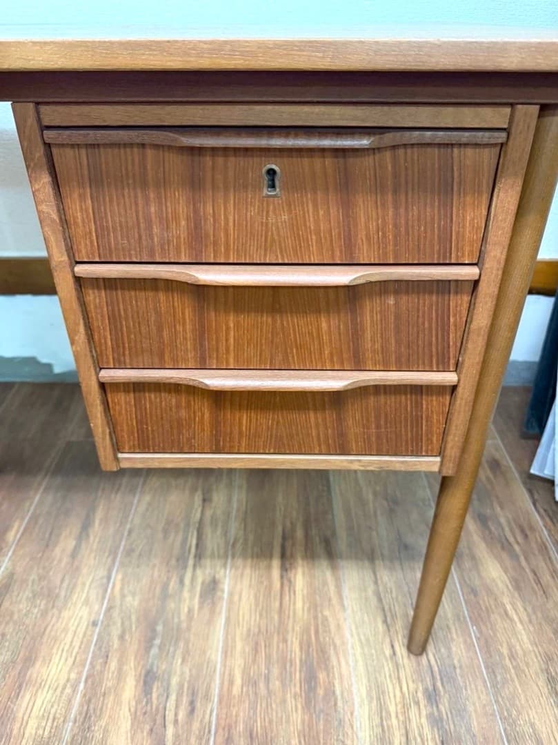 ○[北欧デンマーク製 ミッドセンチュリー] Ejsing Mobelfabrik