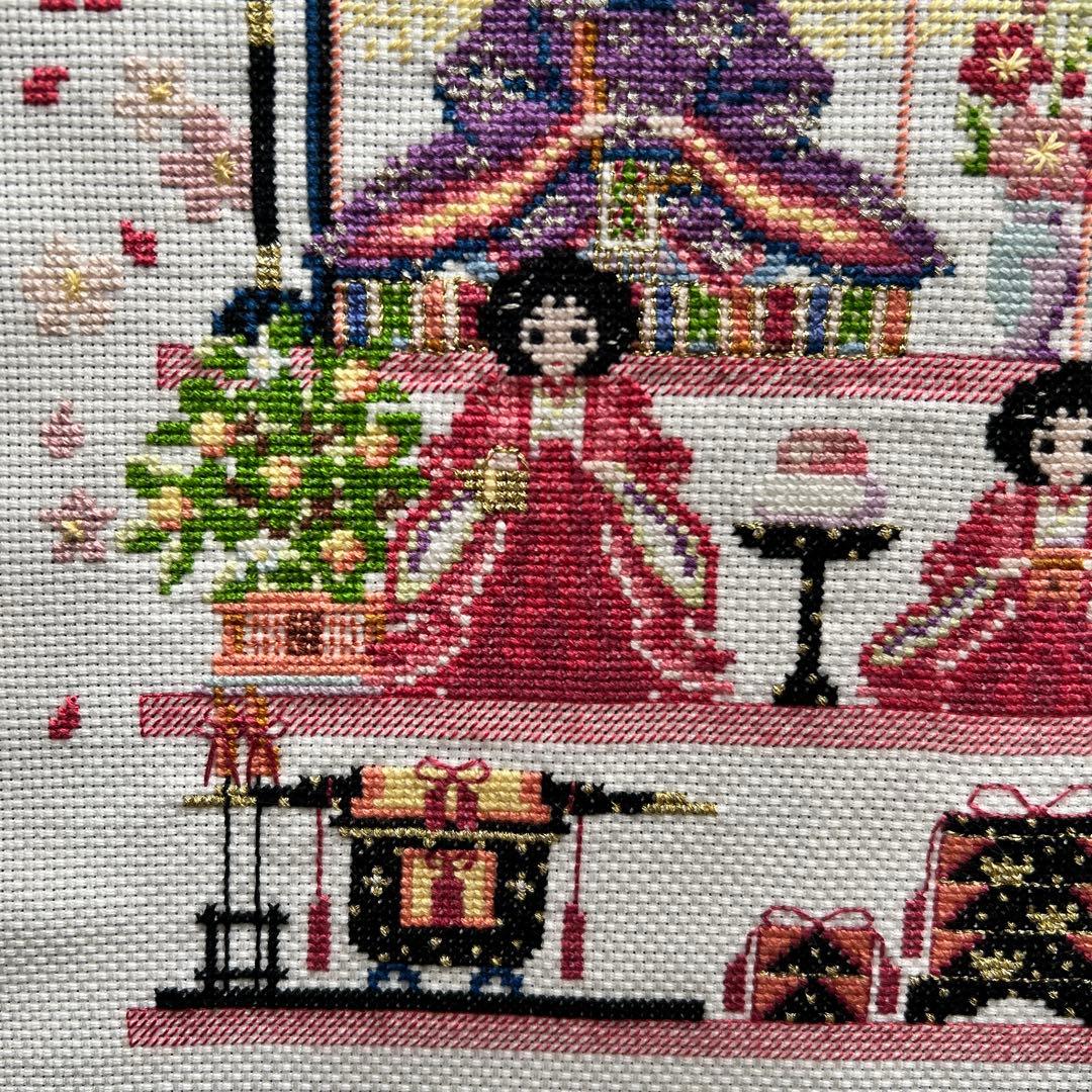 【簡易額装】A4サイズ クロスステッチ完成品　ホビーラホビーレ《雛段飾り》より