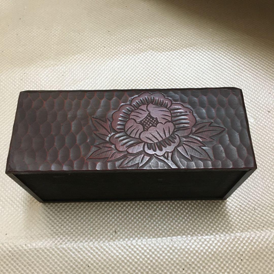 0878 牡丹 ティッシュボックス 木製　鎌倉彫 調