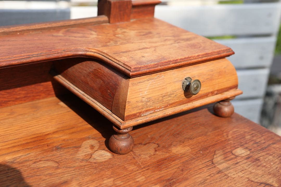 イギリス製アンティークドレッサー　1950年代