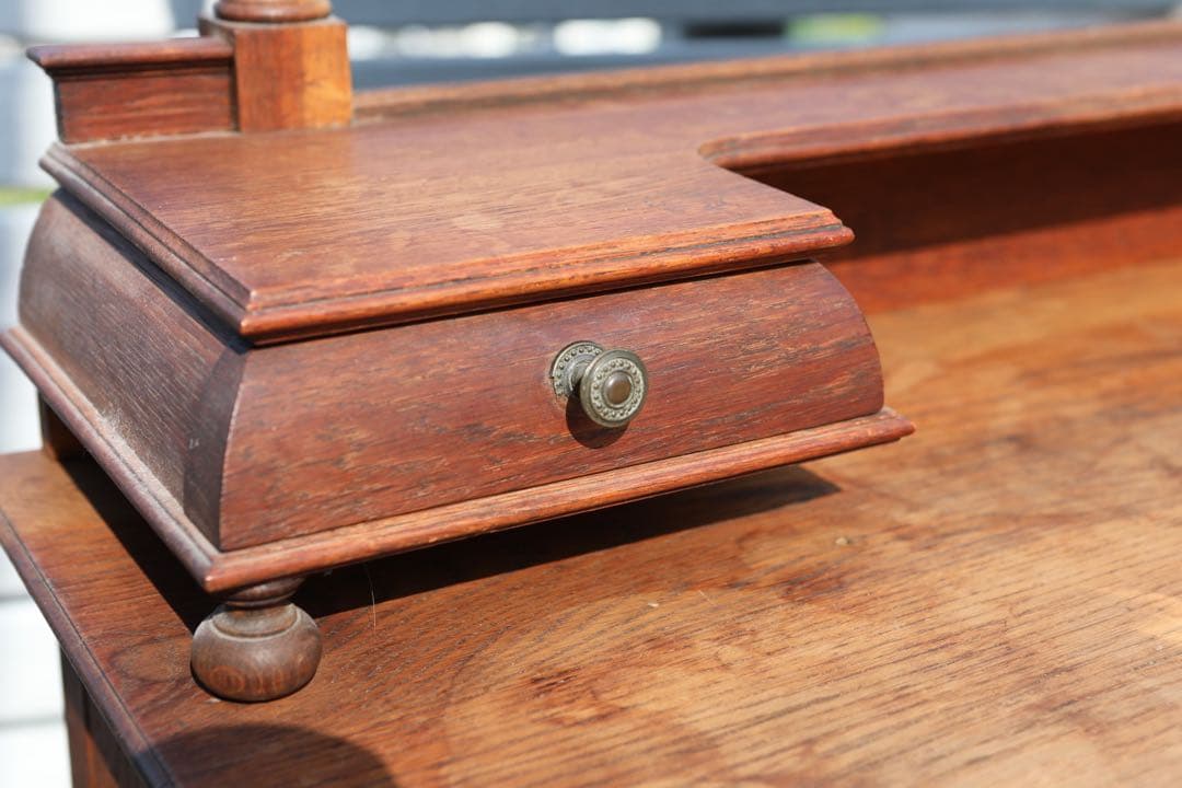 イギリス製アンティークドレッサー　1950年代