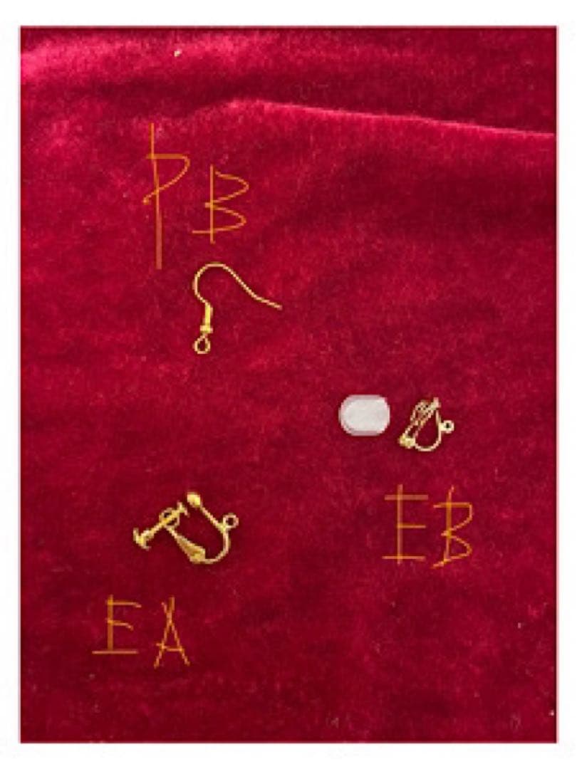 毛鉤風ピアス「グレーゴースト」