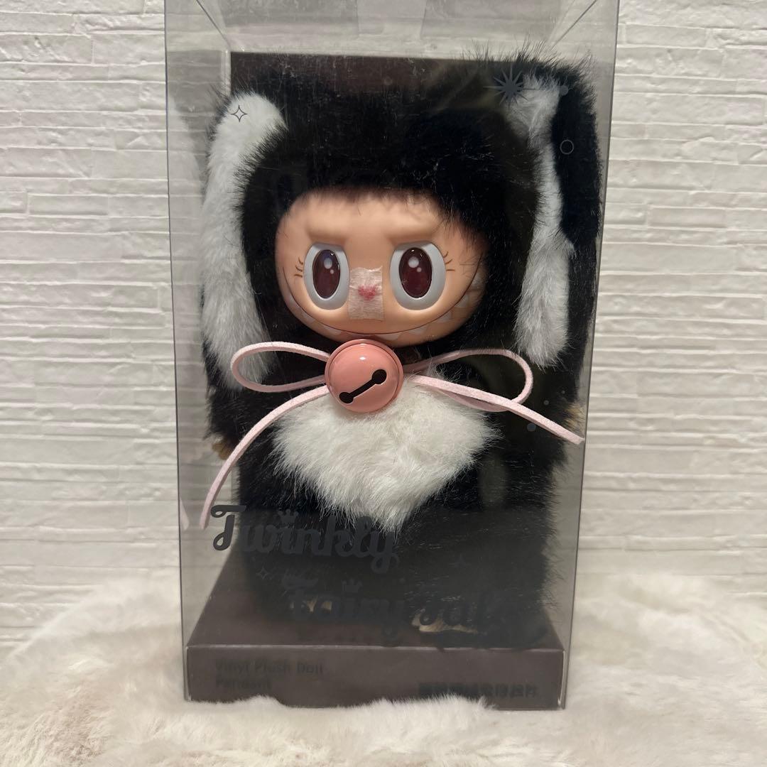 ラブブ 黒白うさぎ耳 海外ぬいぐるみ - メルカリ