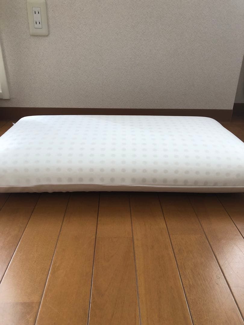 マニフレックス ピローグランデ 替えカバー&保証書付き