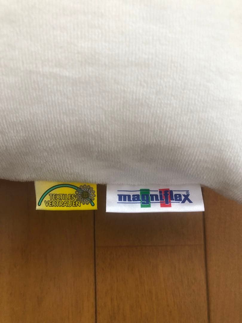 マニフレックス ピローグランデ 替えカバー&保証書付き