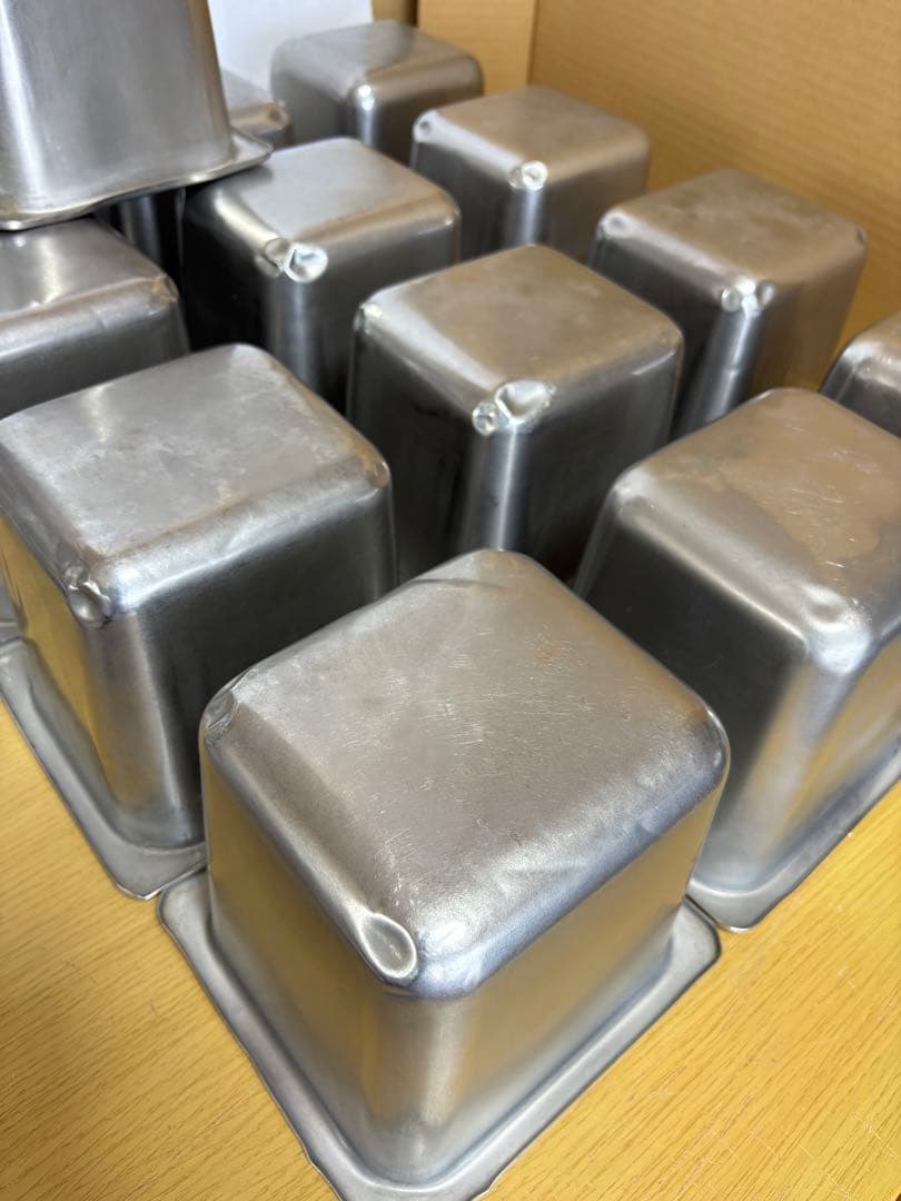 ステンレスホテルパン　１３個