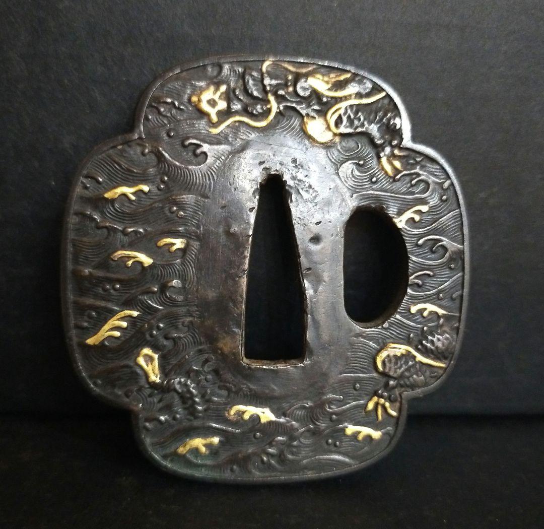 鍔 武具 【金象嵌 波に双龍図】銅地 骨董品 - メルカリ