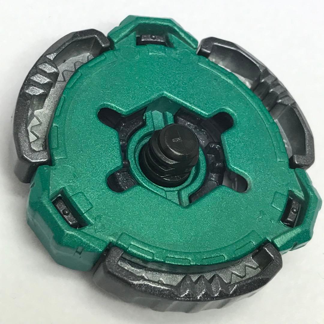 メタルファイトベイブレード 【優勝景品‼️】ファングレオーネ《ガンメタver》