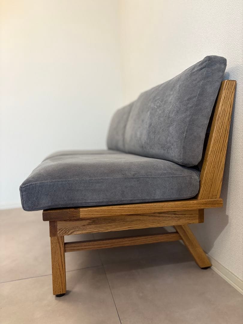 nakonakoさん【美品】MOMONATURAL NORDダイニングソファ - メルカリ