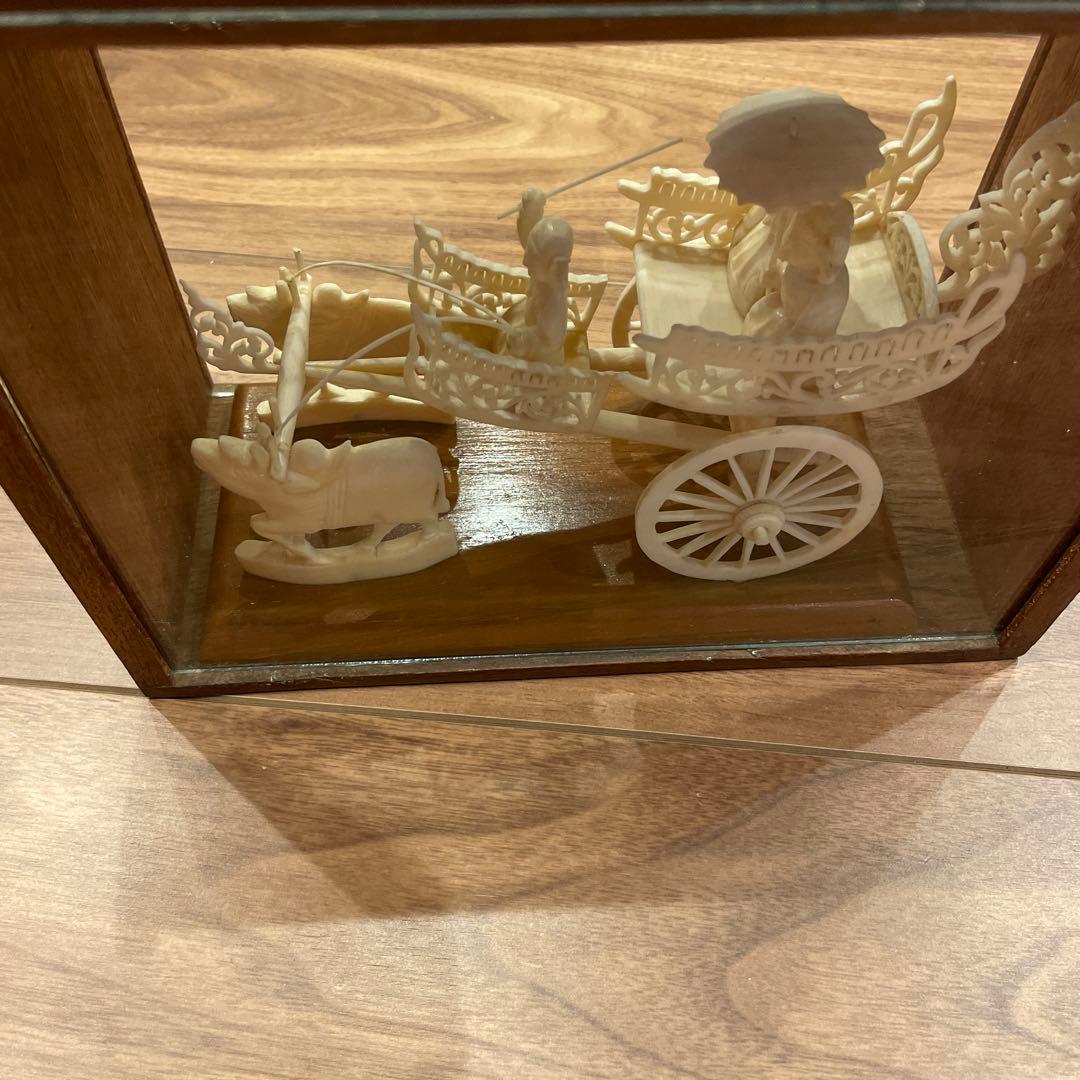 中国 インテリア牛舎 アート