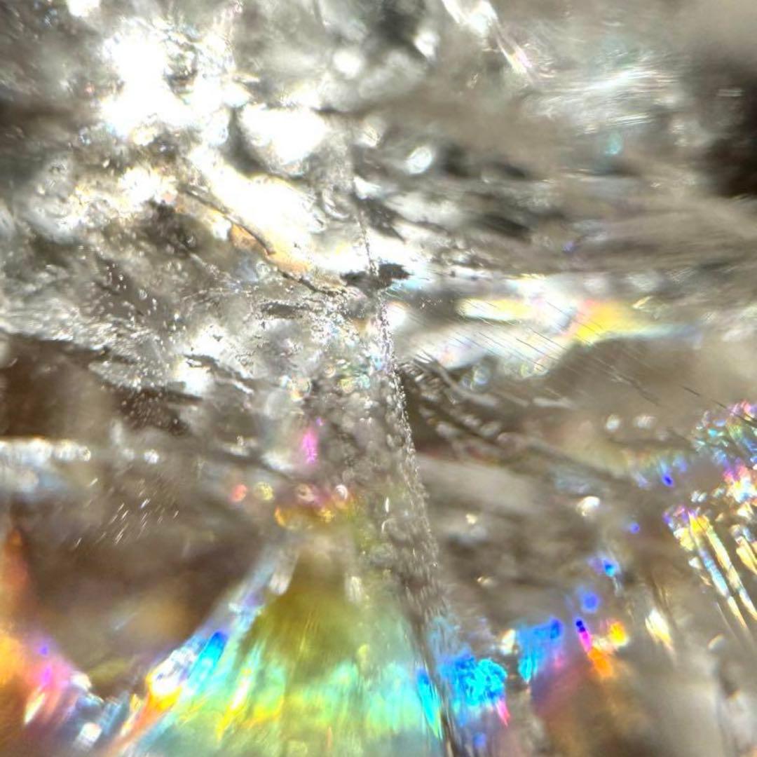 綺麗 虹入り ヒマラヤレインボー 水晶 丸玉 67.2mm