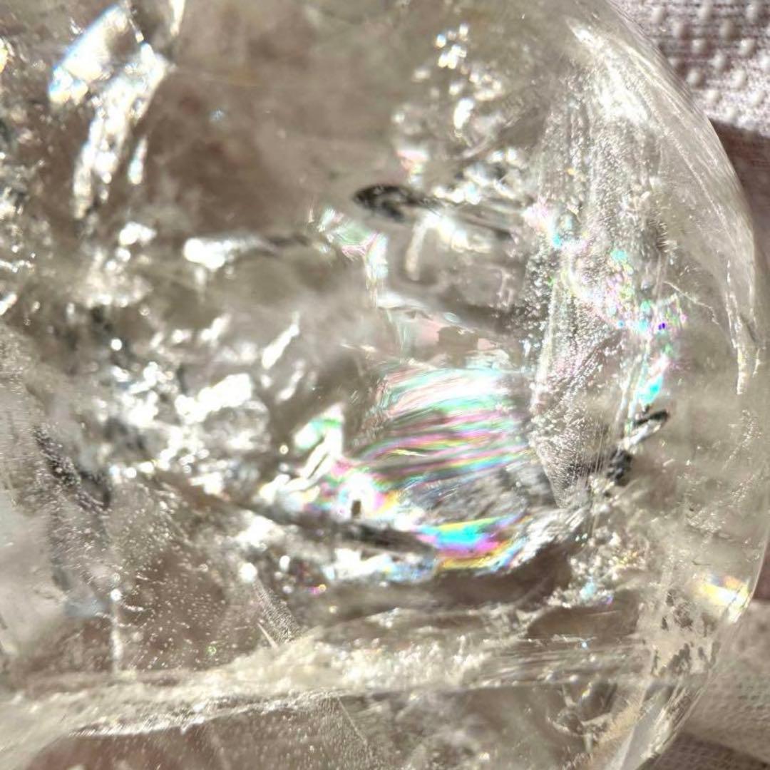 綺麗 虹入り ヒマラヤレインボー 水晶 丸玉 67.2mm