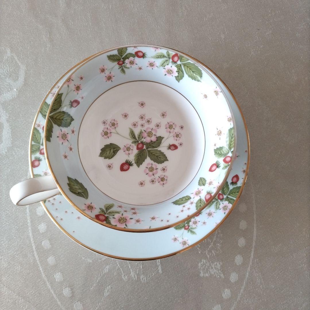 ウェッジウッド ワイルドストロベリーブルームティーc/s - メルカリ