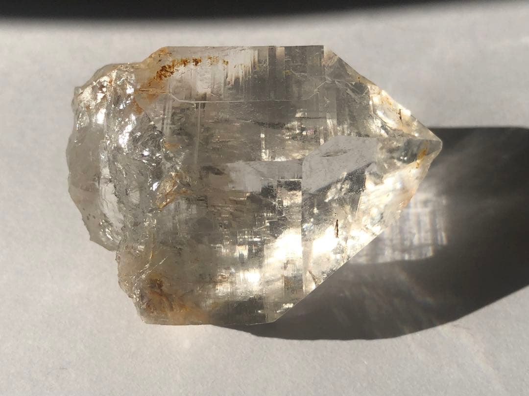 マニカラン　水晶　虹