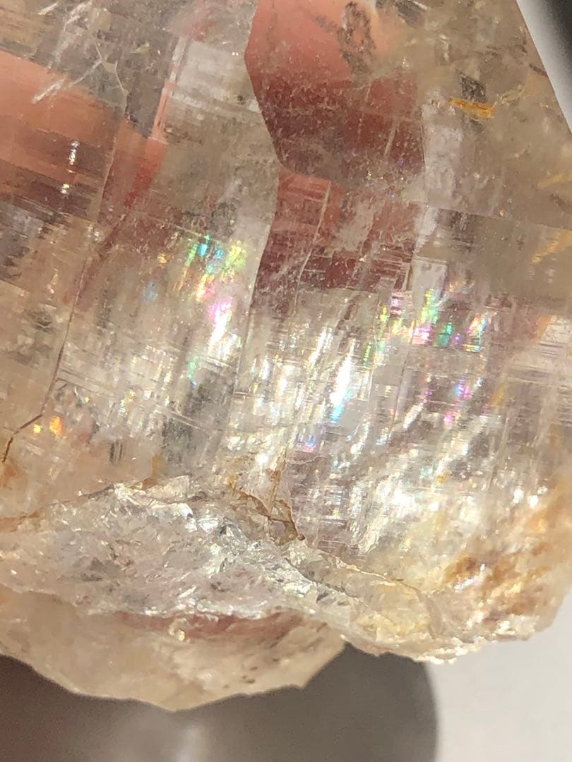 マニカラン　水晶　虹