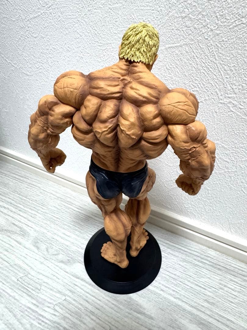 松本人志　筋肉　フィギュア