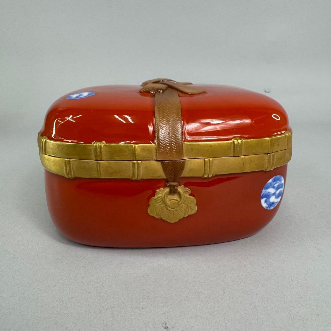 有田焼 深川製磁 陶箱 丸紋外赤 蓋物 重箱 菓子器 宮内庁御用達