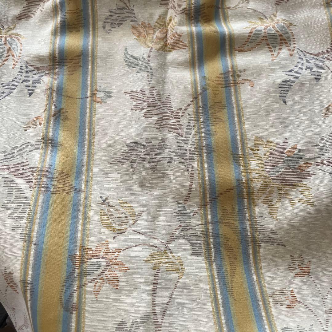 カーテン　生地英国製