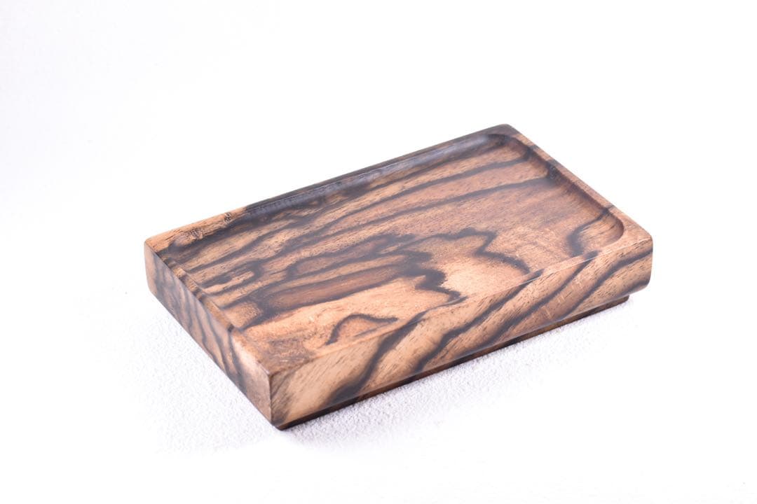 No.405黒柿孔雀杢のトレー