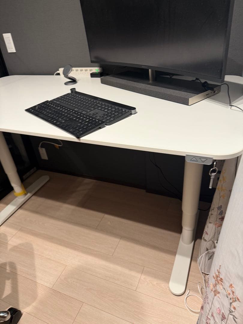【イケヤ】IKEA BEKANT ベカント 電動昇降式デスク 160x80cm