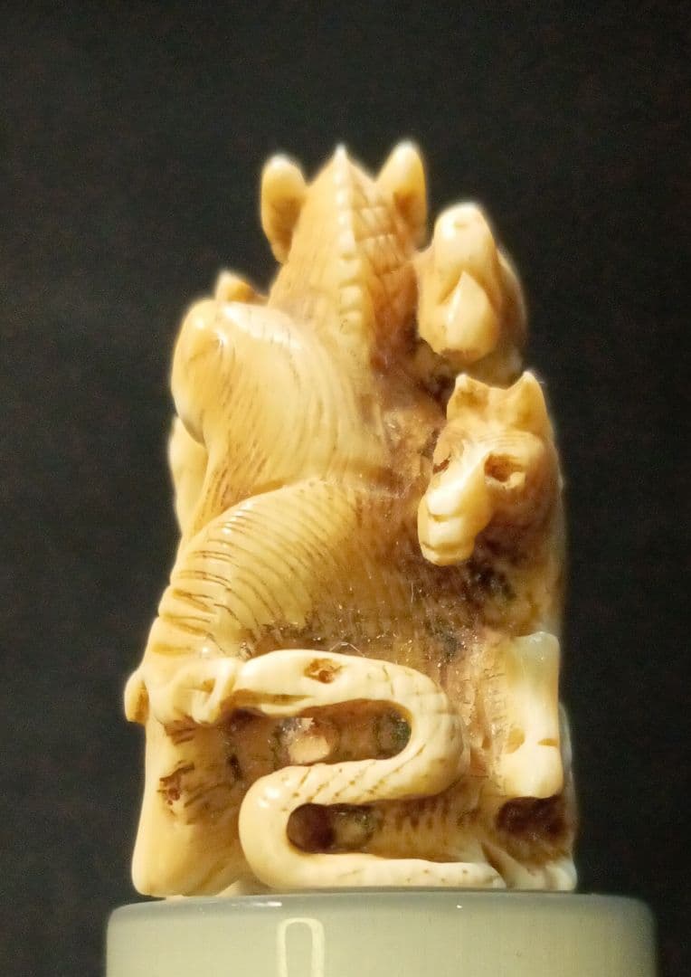 干支十二支 勢揃い 根付 正之 在銘 幕末頃の作者