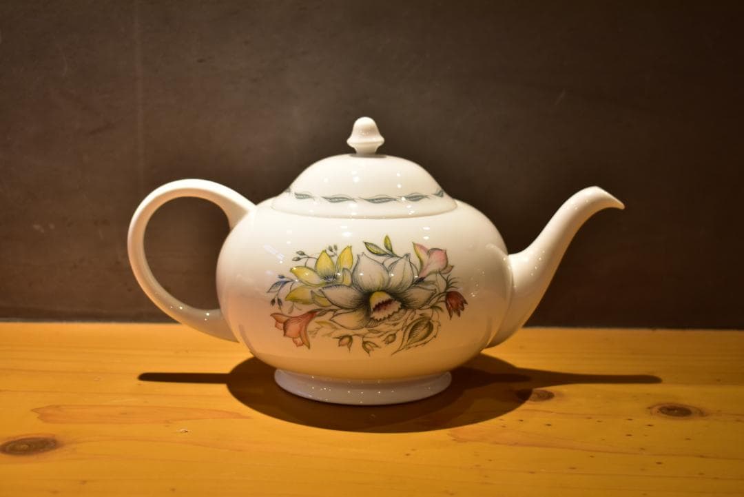 ウエッジウッド  スージークーパーのティーセット8点 susie