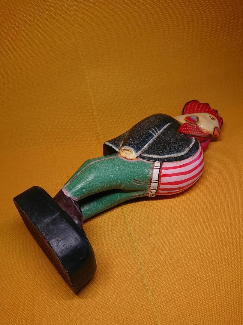 トリ　鶏　人形　木彫　手描き　置物　インテリア　工芸品　美術品　A3368