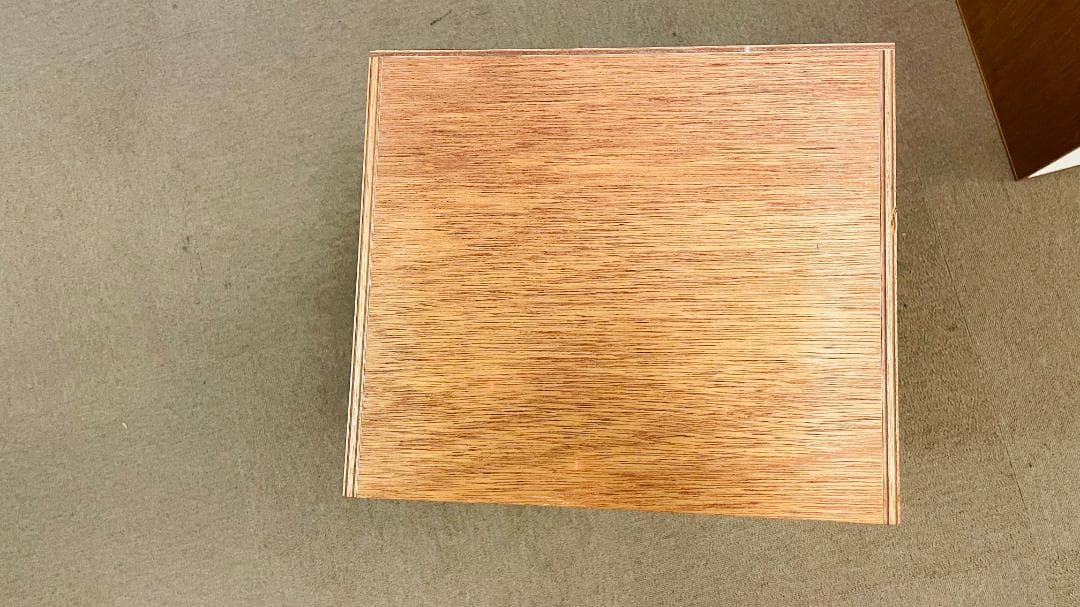 値下げ　LAUAN SHELVES ラワンシェルブズ 縦2列ホワイト