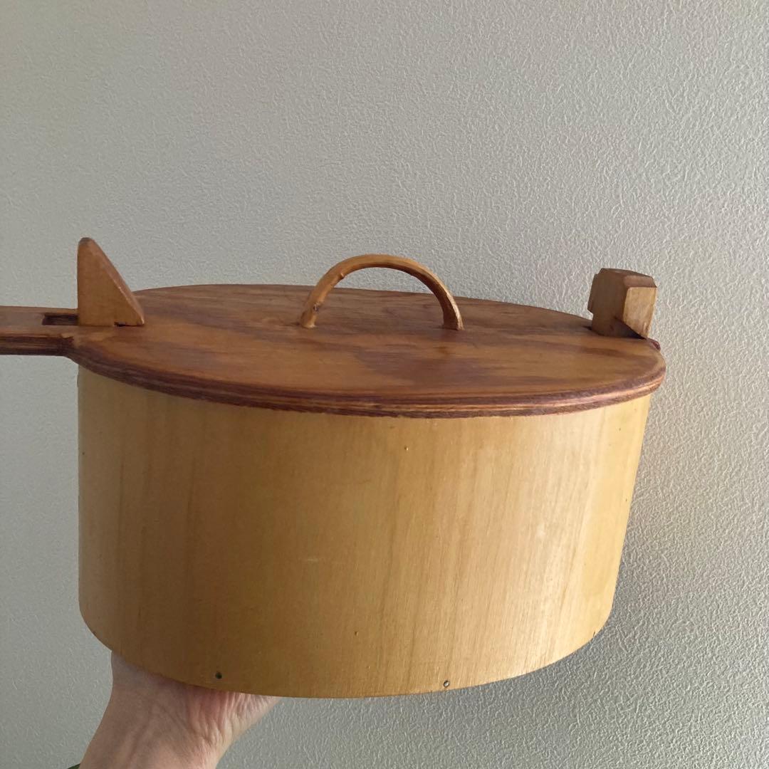 北欧アンティークSvepask(スヴェープアスク) スウェーデンの古い木箱（大）