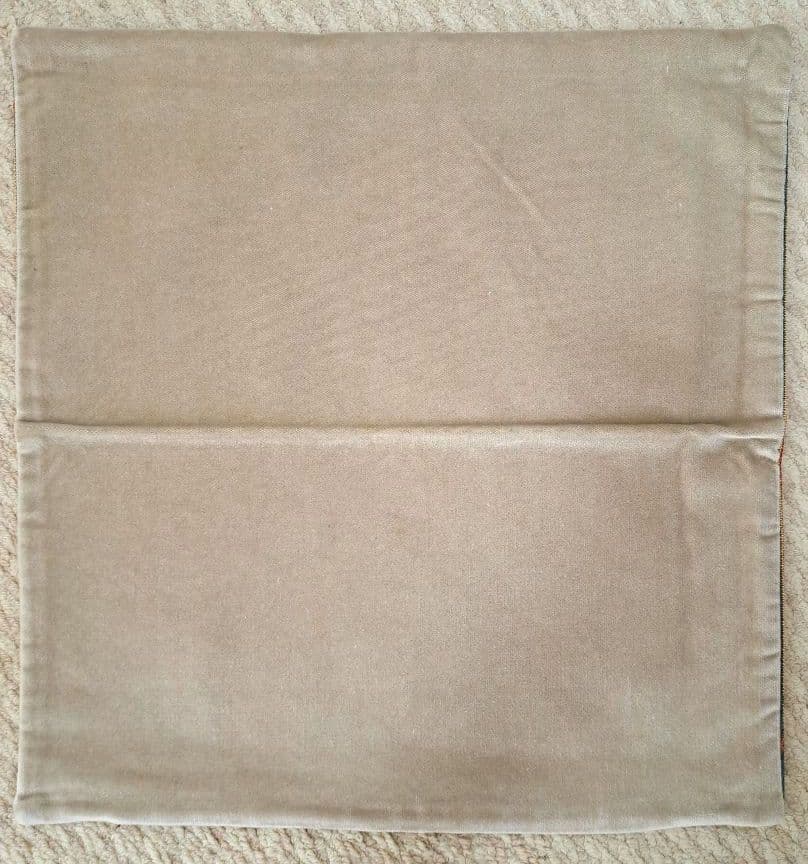 Charlotte Furnishingsジャガード織りクッションカバー