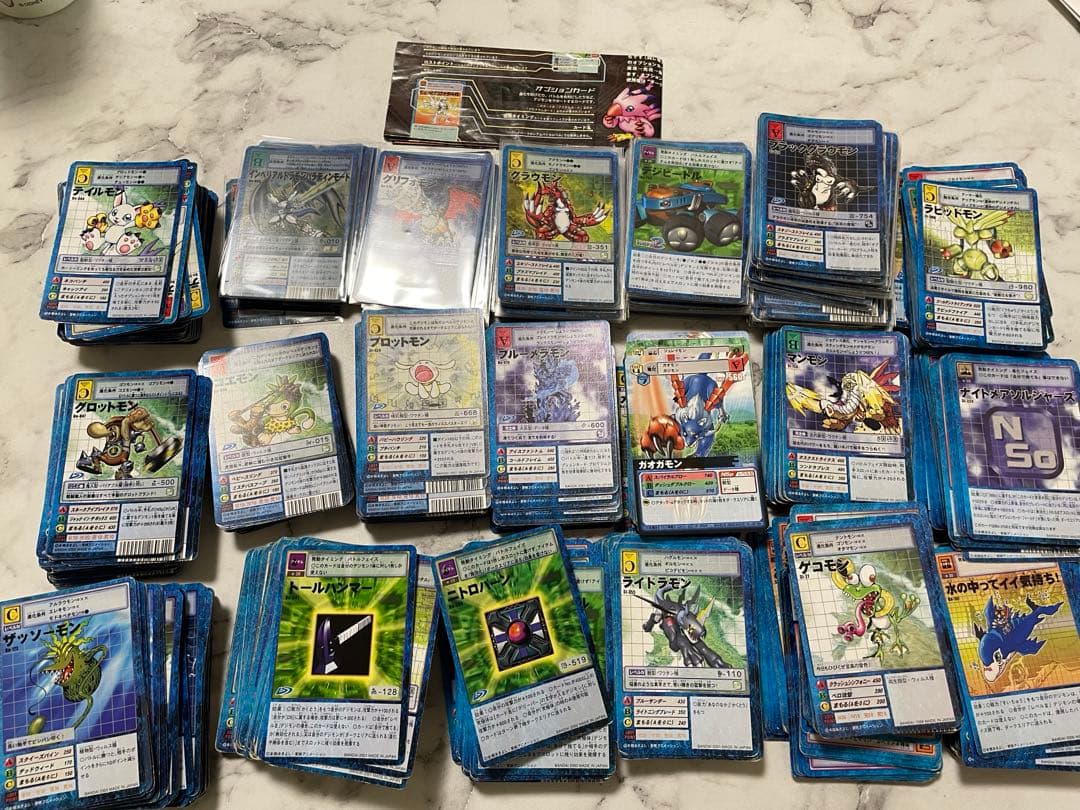 旧デジモンカード まとめ売り - メルカリ