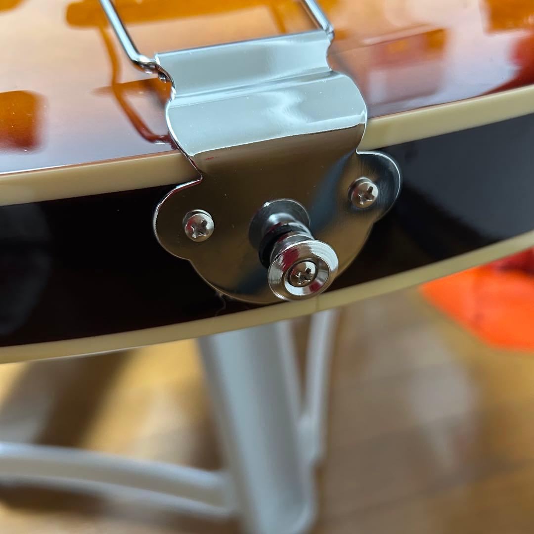 GROTE セミアコ(フルアコ)?＋新品ダダリオ弦１セット付