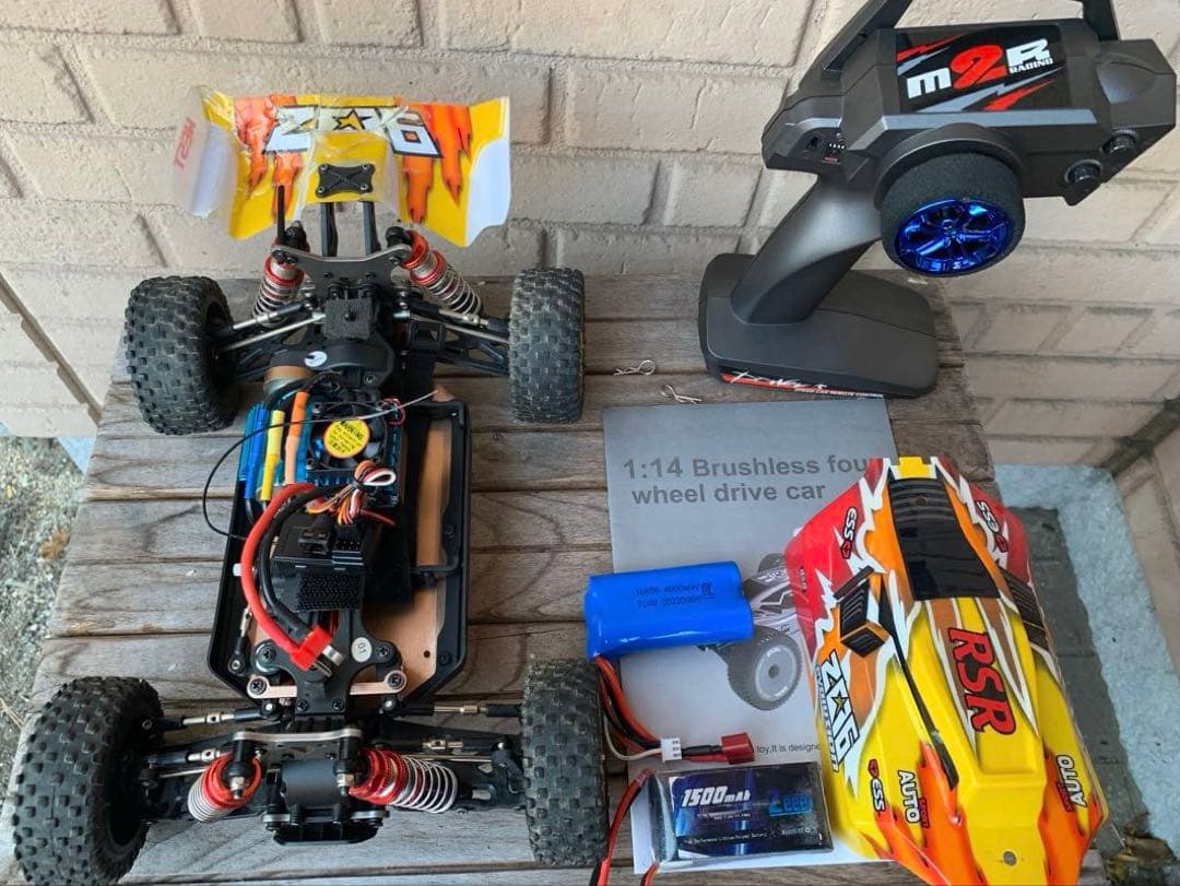 wltoys 144010 ブラシレス　レア　希少　 暴力的に爆速です。