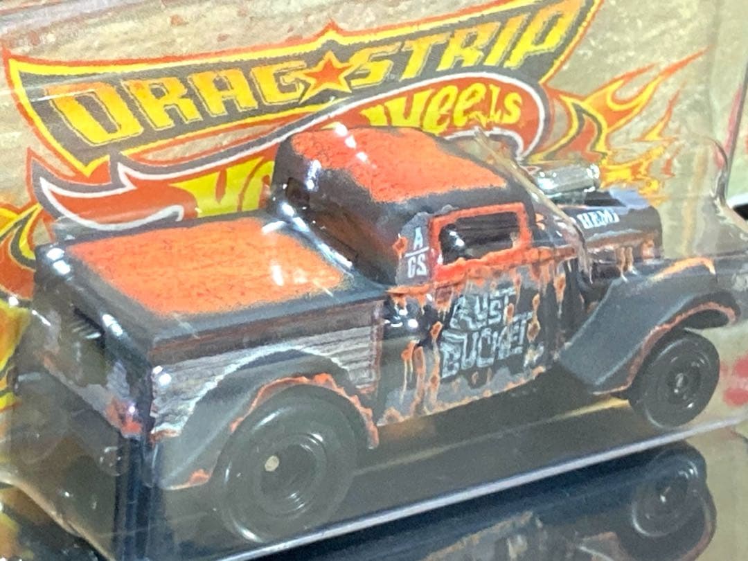 ホットウィール《 チェイス ムーンアイズ '33 ウィリス ギャッサー 錆 》