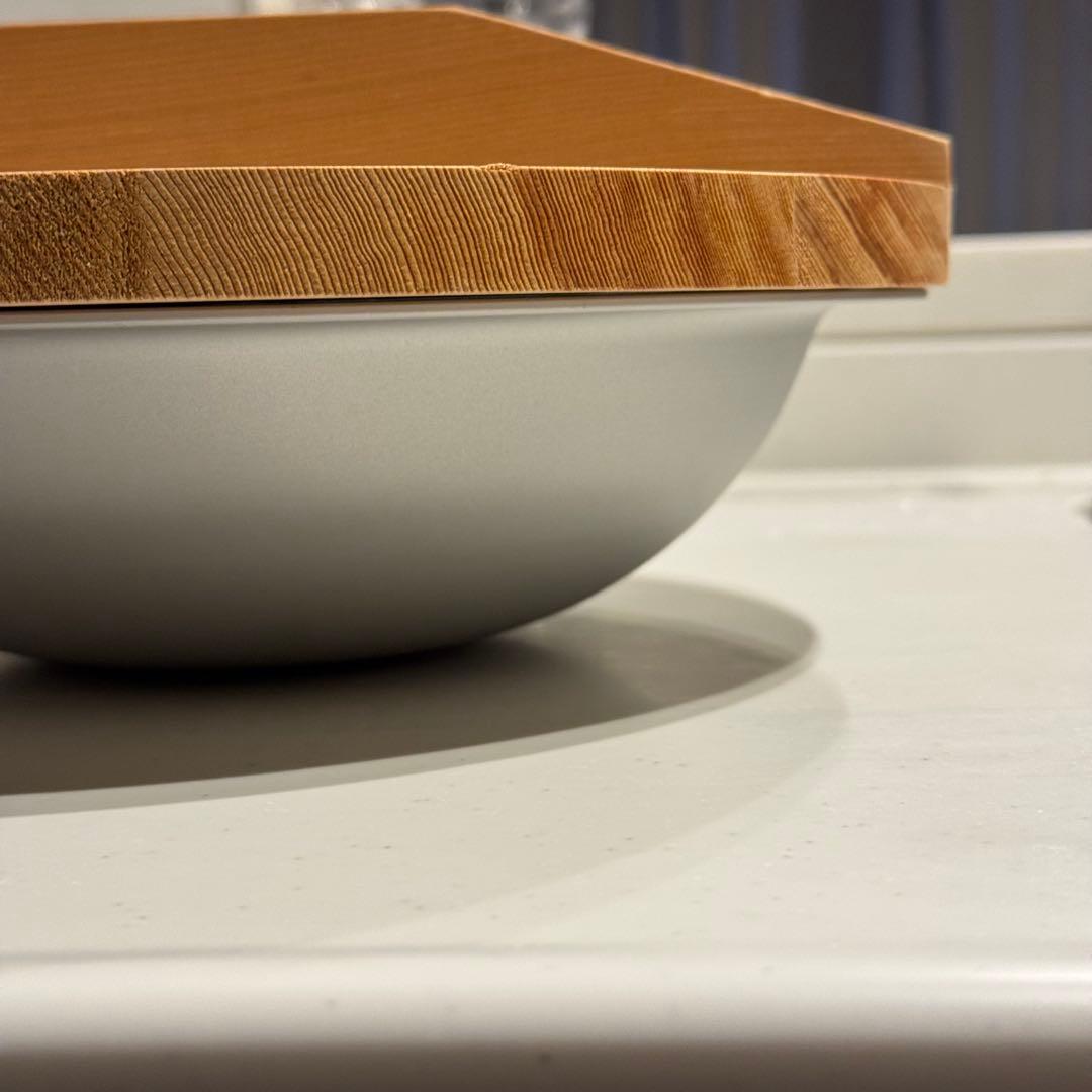 HEGE 木製蓋付き　直火鍋　シルバー