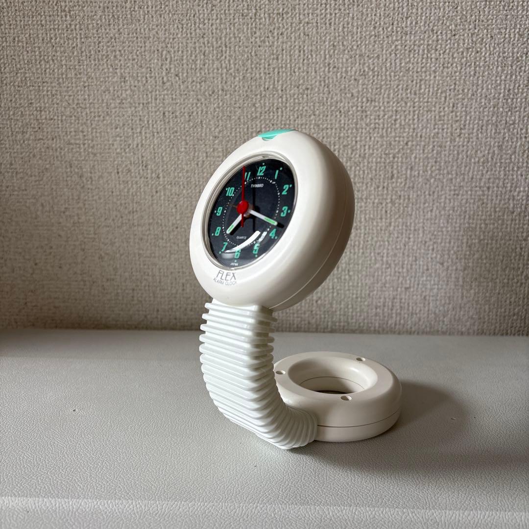 フレックス時計 ホワイト コンパクト　アラーム　スペースエイジ　90s 00s