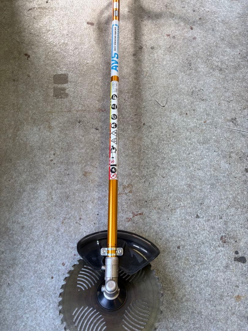 日曜日まで少しですが値下げですプロ用刈払機共立sre2731pAVS搭載26cc