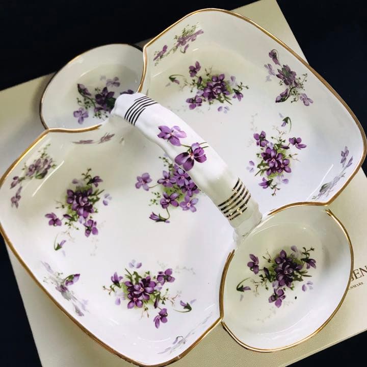 ハマースレイ  バイオレット　ストロベリーバスケット